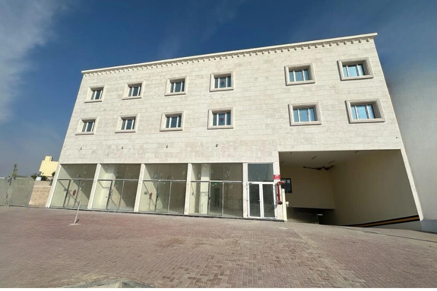 Garages and wokshop in Qatar